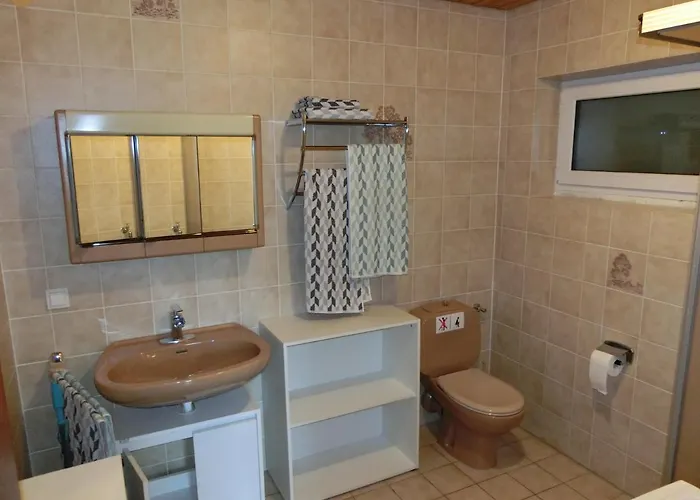 Einliegerwohnung In Stromberg-schindeldorf *